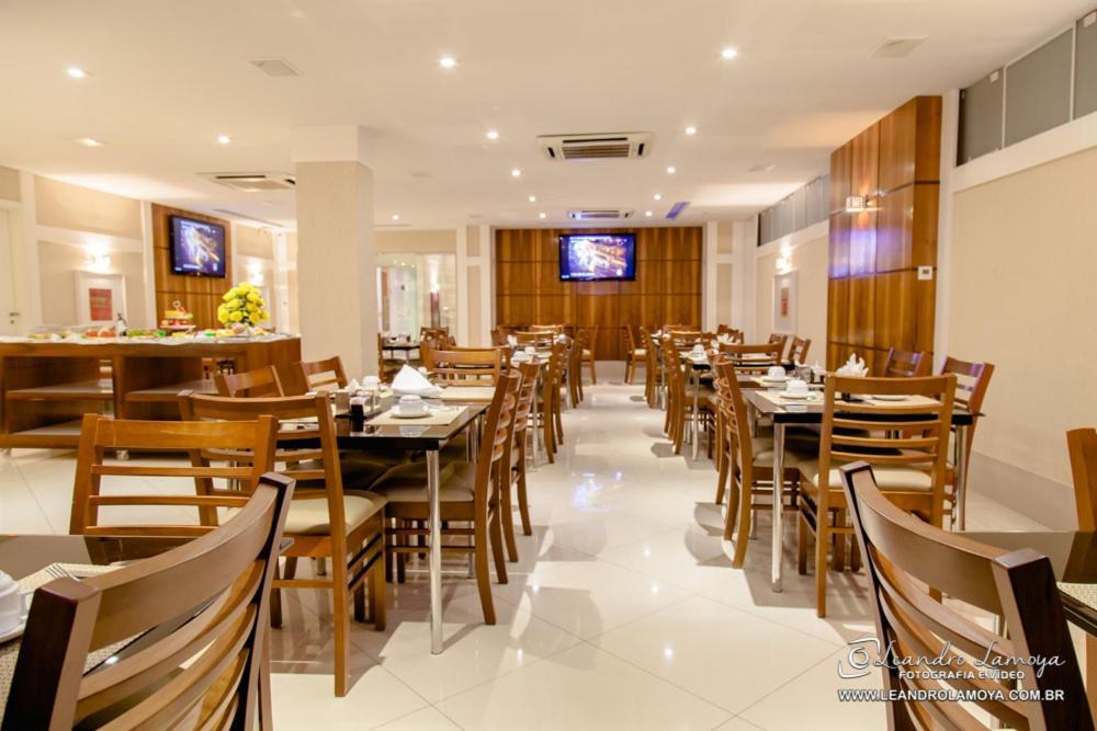 Capri Hotel Duque de Caxias Εξωτερικό φωτογραφία