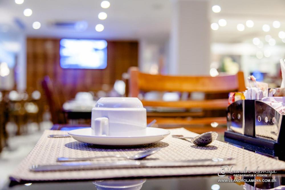 Capri Hotel Duque de Caxias Εξωτερικό φωτογραφία